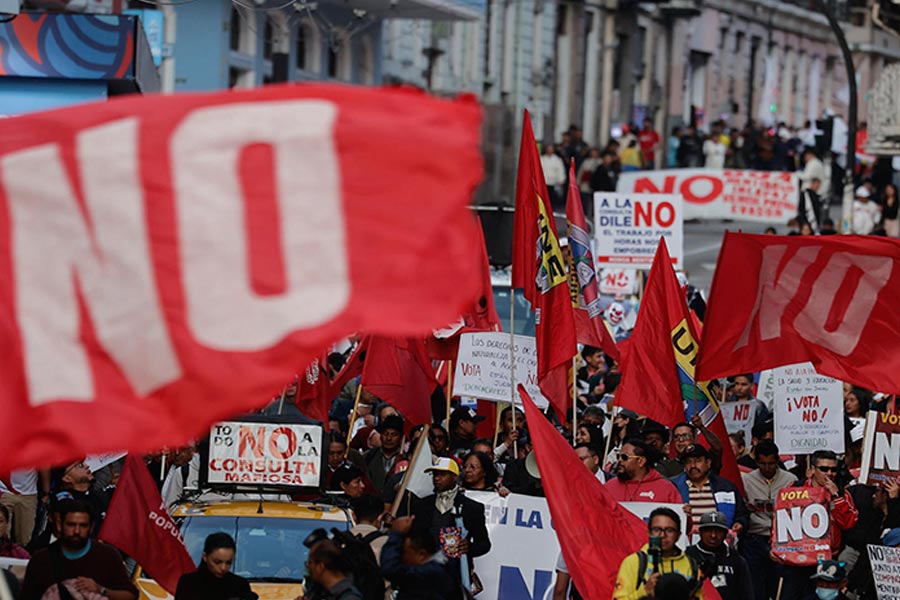 Noboa, el títere ecuatoriano de Trump, derrotado en el referéndum constitucional
