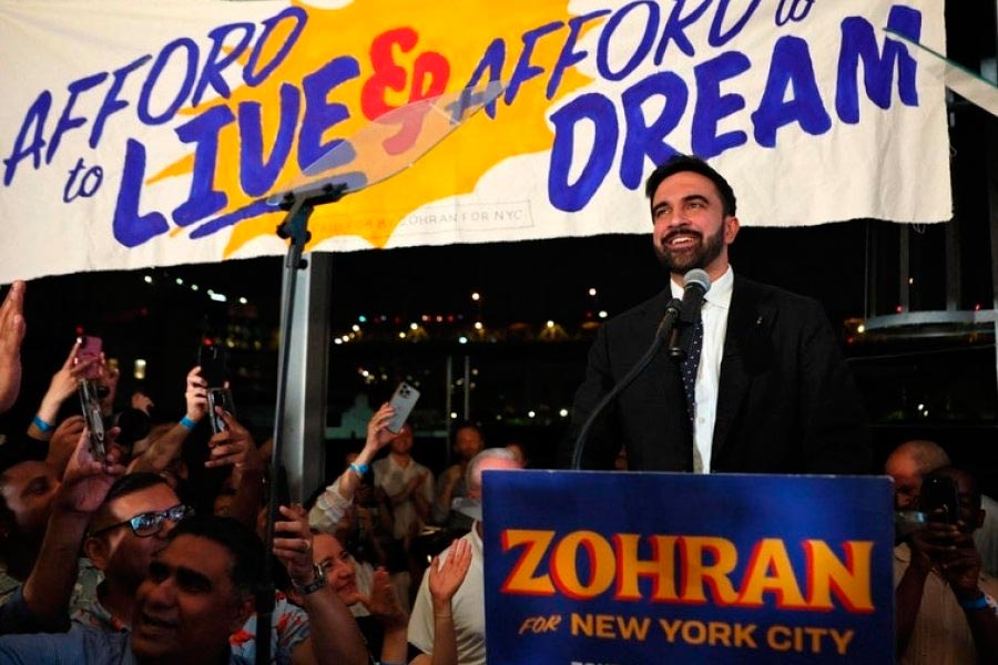 Duro golpe al trumpismo y al aparato demócrata con la elección del socialista Mamdani como candidato a la alcaldía de Nueva York